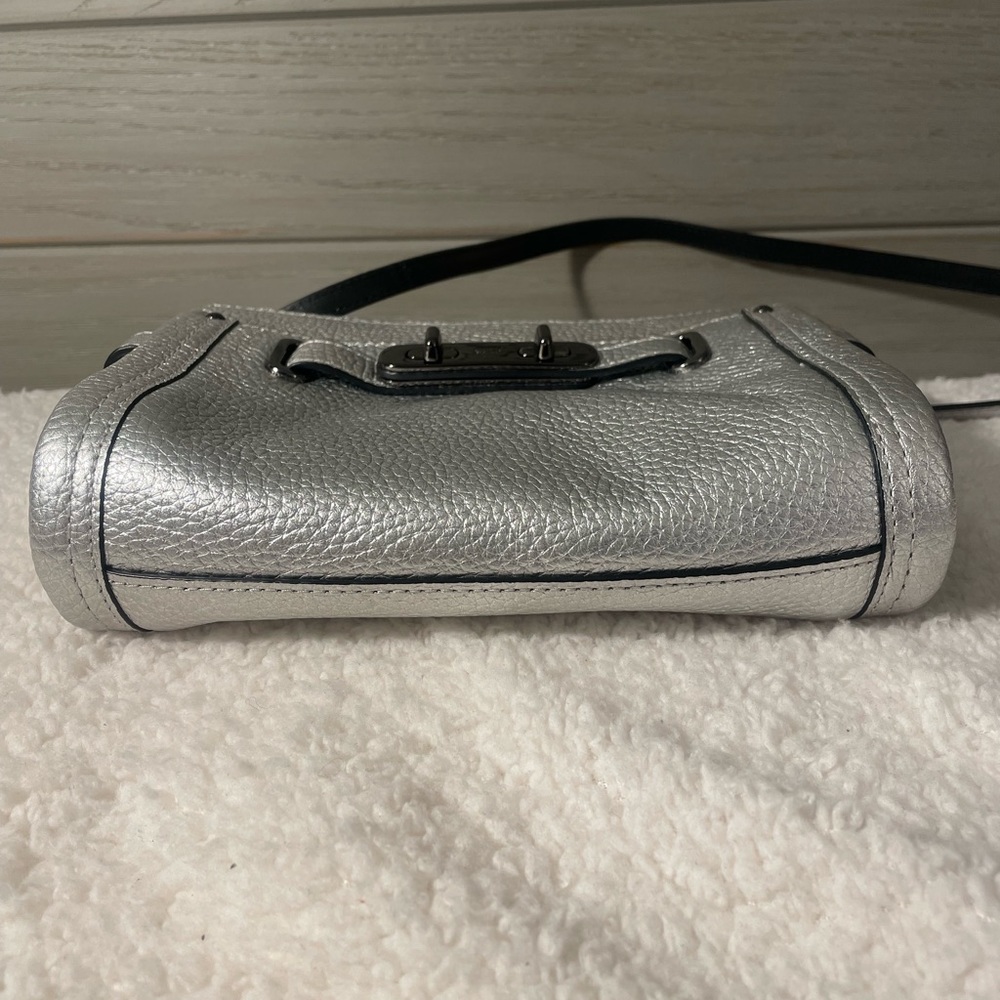 Coach Swagger crossbody in metallic silver - Picture 6 of 8